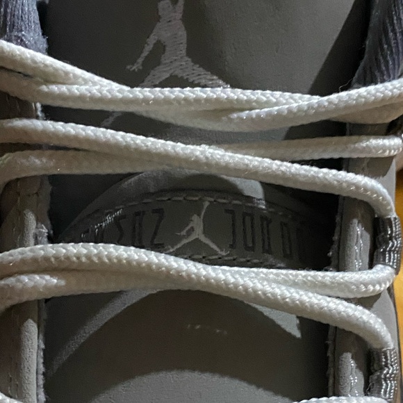Air Jordan 11 Retro Low Cool Grey Sz 3Y 505835 003 Sneakers - Picture 15 of 16
